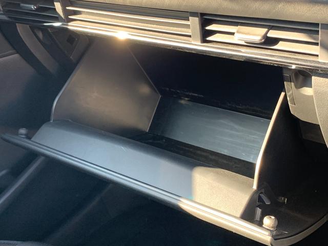 ＭＡＺＤＡ３ファストバック ＸＤプロアクティブ　ツーリングセレクション　純正ナビ　Ｂｌｕｅｔｏｏｔｈ　シートヒーター　ステアリングヒーター　ＥＴＣ　バックカメラ　ＬＥＤヘッドライト　スマートキー　プッシュスタート（22枚目）