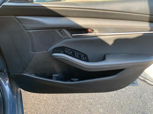 ＭＡＺＤＡ３ファストバック ＸＤプロアクティブ　ツーリングセレクション　純正ナビ　Ｂｌｕｅｔｏｏｔｈ　シートヒーター　ステアリングヒーター　ＥＴＣ　バックカメラ　ＬＥＤヘッドライト　スマートキー　プッシュスタート（34枚目）