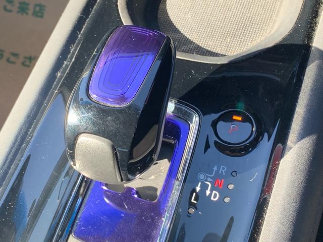 ヴェゼル ハイブリッドＸ　４ＷＤ　ナビ・フルセグＴＶ　バックカメラ　Ｂｌｕｅｔｏｏｔｈ　クルーズコントロール　パドルシフト　ＥＴＣ　スマートキー　プッシュスタート（24枚目）