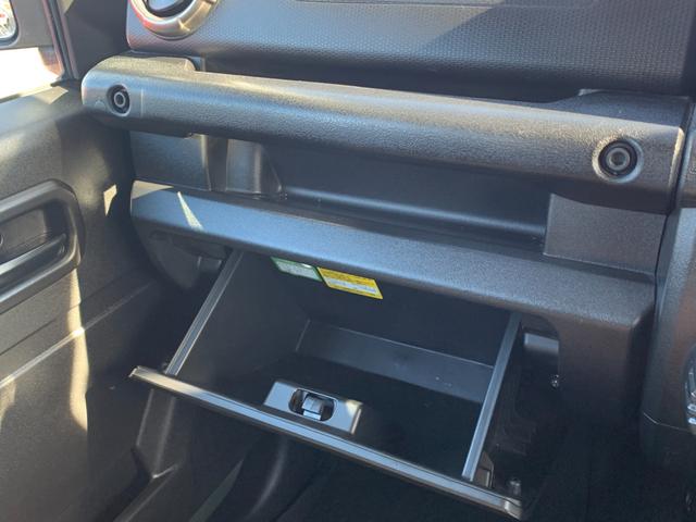 ジムニー ＸＧ　４ＷＤ　５速マニュアル　ナビ・ワンセグＴＶ　ＥＴＣ（17枚目）