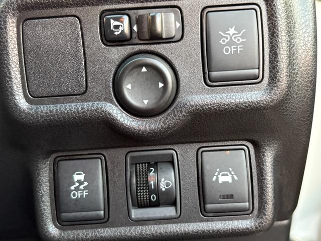 ノート 15X FOUR 純正ナビ Bluetooth スマートキー ETC(20枚目)