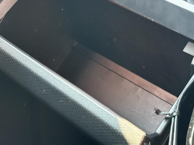 タント カスタムＲＳスタイルセレクション　ターボ　スマアシＩＩＩ　フルセグナビ　Ｂｌｕｅｔｏｏｔｈ　バックカメラ　両側パワースライドドア　ＥＴＣ　Ｆシートヒーター　クルーズコントロール　ＬＥＤヘッドライト　スマートキー（13枚目）