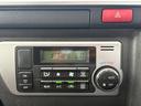 ＧＬ　４ＷＤ　１０人乗り　ＴＶ、ナビ　Ｂｌｕｅｔｏｏｔｈ　キーレス　オートライト　バックカメラ（15枚目）