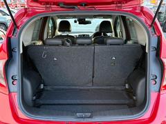 ������ܤǤϤ����ʹ��պפ䥢��ܥѥå��Ȥ��ä��Ը����������Ÿ����Ǥ����������ͤ�����­�����������ܵҤ������ͤ��Ƥ��ޤ������Ǥ����̤Ǥ��뿮��μֲ�����ܤ�������Ź������������ 6