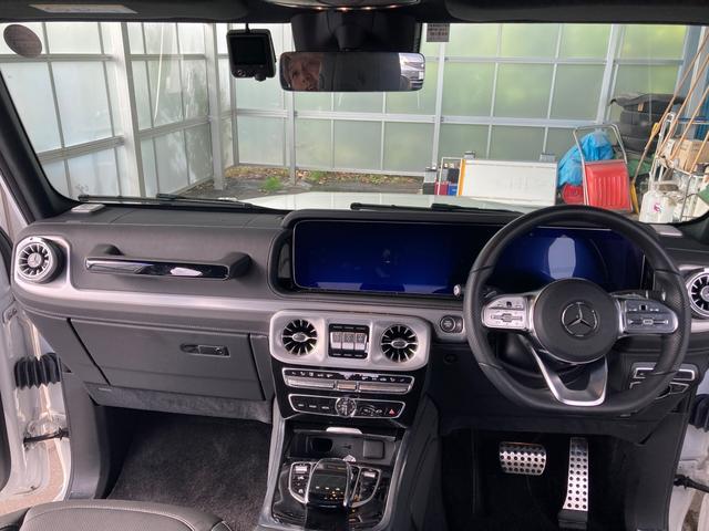 Ｇクラス Ｇ４００ｄ　ＡＭＧライン　４ＷＤ　ディーゼルターボ　パークアシスト　サンルーフ　バックカメラ　ＥＴＣ　障害物センサー　クリアランスソナー　レザーシート　シーンアシスト（12枚目）