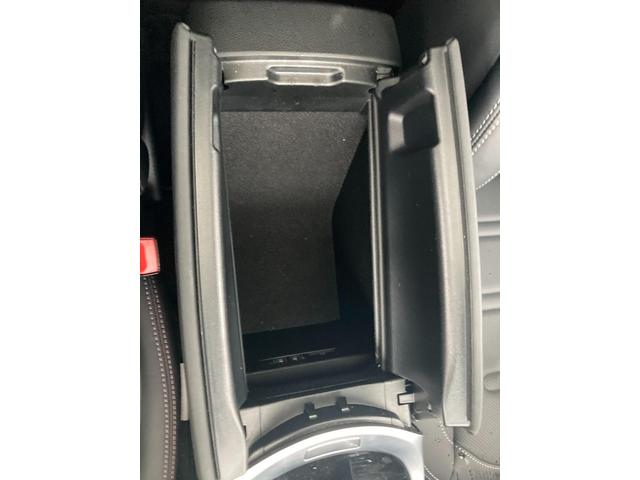 Ｇクラス Ｇ４００ｄ　ＡＭＧライン　４ＷＤ　ディーゼルターボ　パークアシスト　サンルーフ　バックカメラ　ＥＴＣ　障害物センサー　クリアランスソナー　レザーシート　シーンアシスト（30枚目）