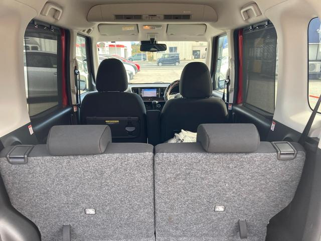 デイズルークス ハイウェイスター　Ｘ　４ＷＤ　アイドリングストップ　スマートキー　両側スライド・片側電動ドア　シートヒーター　バックカメラ　ナビ・ＴＶ　オートライト　寒冷地仕様（9枚目）