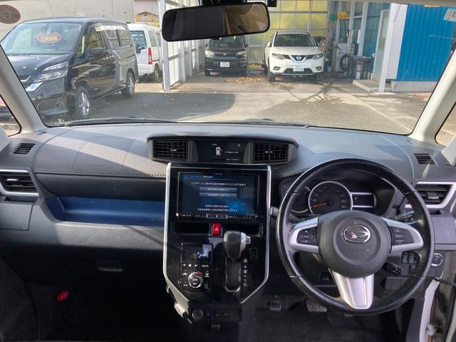 トール カスタムG SAII 4WD ETC 両側電動スライドドア オートライト ウォークスルー LEDライト ナビ・TV バックカメラ スマートキー アイドリングストップ(12枚目)