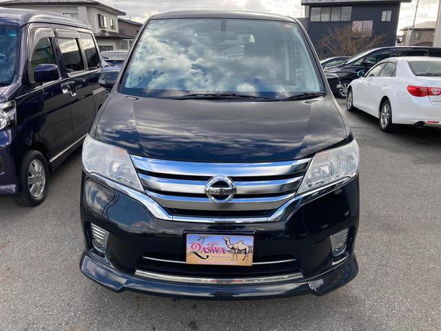 セレナ ハイウェイスター　Ｖセレクション　４ＷＤ　アルミホイール　スマートキー　クルーズコントロール　両側電動スライドドア　ＨＩＤ　寒冷地仕様　３列シート　ウォークスルー（2枚目）