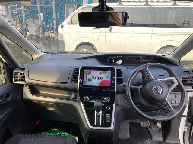 セレナ ハイウェイスター Vセレクション 4WD アルミホイール スマートキー 衝突被害軽減システム クルーズコントロール 両側電動スライドドア レーンアシスト 寒冷地仕様(13枚目)