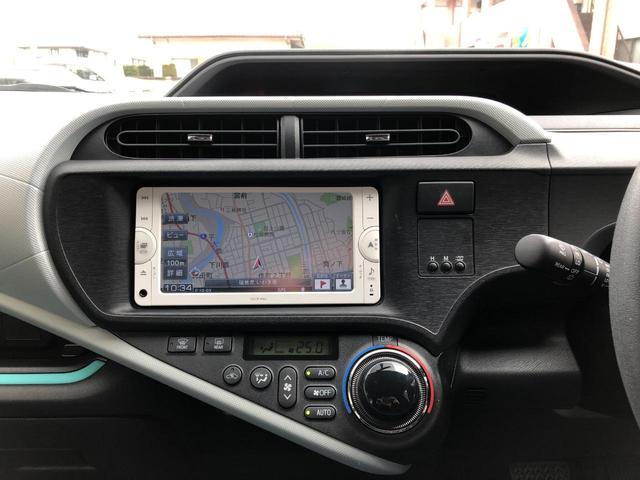 アクア Ｓ　ワンオーナー　プッシュスタート　スマートキー　メモリーナビ　ＢＴ　ワンセグ　Ｂカメラ　ＥＴＣ　Ｆシートヒーター　オートライト　コーナーポール　スペアタイヤ　記録簿　グー鑑定　グー故障診断（8枚目）