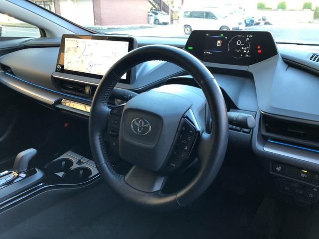 プリウス Z デジタルインナーミラー 12.3DAプラス ナビTV パノラミックビューM セーフティセンス パワーバックドア 前後方ドラレコ ワイヤレス充電 黒レザーシート スペアタイヤ グー鑑定 グー故障診断(6枚目)