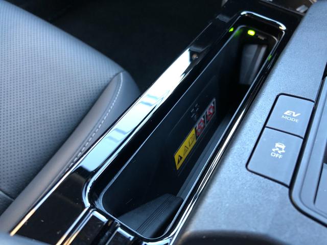 プリウス Z デジタルインナーミラー 12.3DAプラス ナビTV パノラミックビューM セーフティセンス パワーバックドア 前後方ドラレコ ワイヤレス充電 黒レザーシート スペアタイヤ グー鑑定 グー故障診断(13枚目)