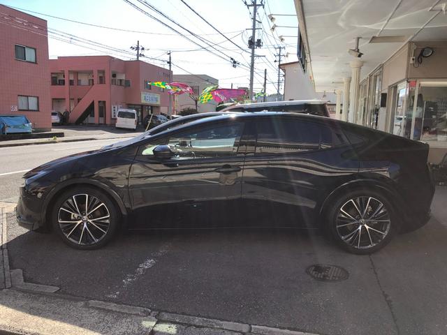 プリウス Z デジタルインナーミラー 12.3DAプラス ナビTV パノラミックビューM セーフティセンス パワーバックドア 前後方ドラレコ ワイヤレス充電 黒レザーシート スペアタイヤ グー鑑定 グー故障診断(22枚目)