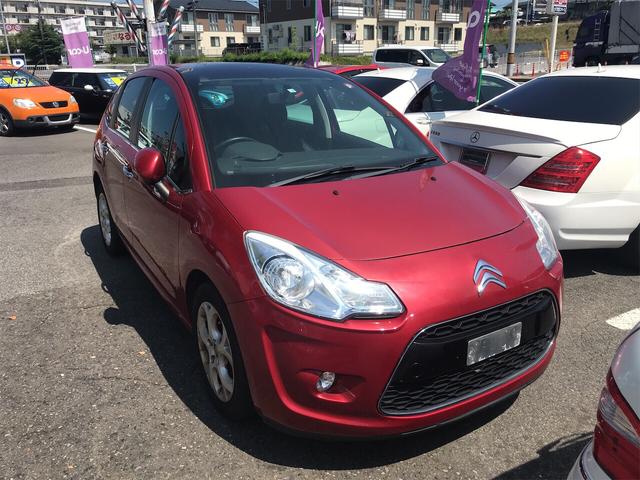 ナビ AT AW オーディオ付 コンパクトカー レッド(2枚目)