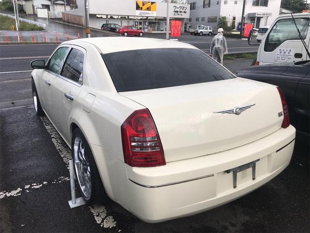 ナビ 革シート バックカメラ AW クルコン AC AT セダン HID 左ハンドル パワーウィンドウ(5枚目)