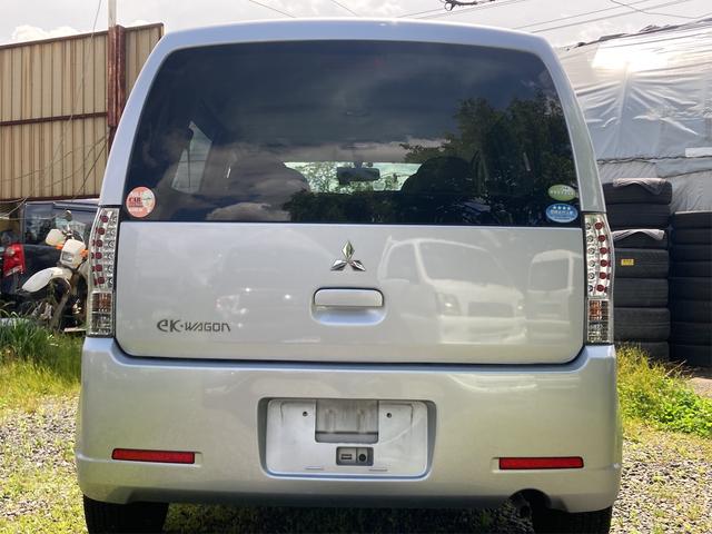 M キーレスエントリー 電動格納ミラー ベンチシート AT 盗難防止システム CD アルミホイール 衝突安全ボディ エアコン フルフラット 修復歴無し 運・助手席エアバッグ(17枚目)