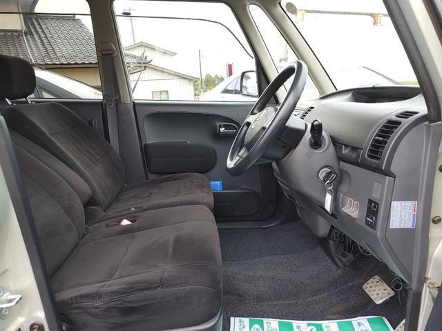 タント カスタムＸ　ＥＴＣ　ＨＩＤ　キーレスエントリー　電動格納ミラー　ベンチシート　ＡＴ　盗難防止システム　ＡＢＳ　ＣＤ　ＭＤ　アルミホイール　衝突安全ボディ　エアコン　パワーステアリング　パワーウィンドウ（8枚目）