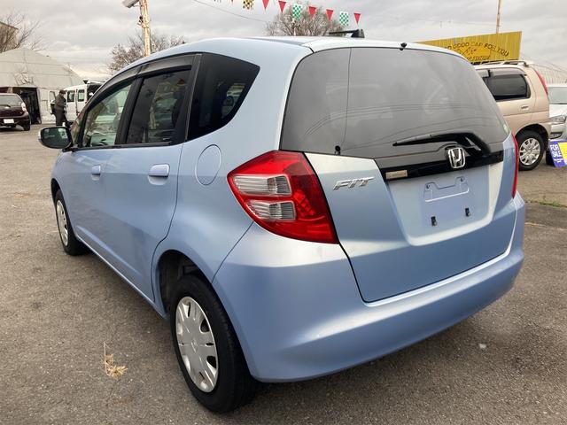 G ETC ナビ キーレスエントリー 電動格納ミラー CVT 盗難防止システム 衝突安全ボディ ABS CD DVD再生 ミュージックプレイヤー接続可 エアコン パワーステアリング(17枚目)