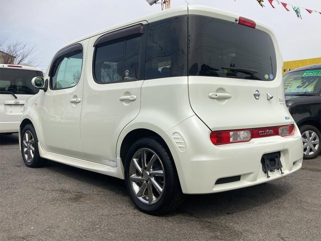 日産 キューブ