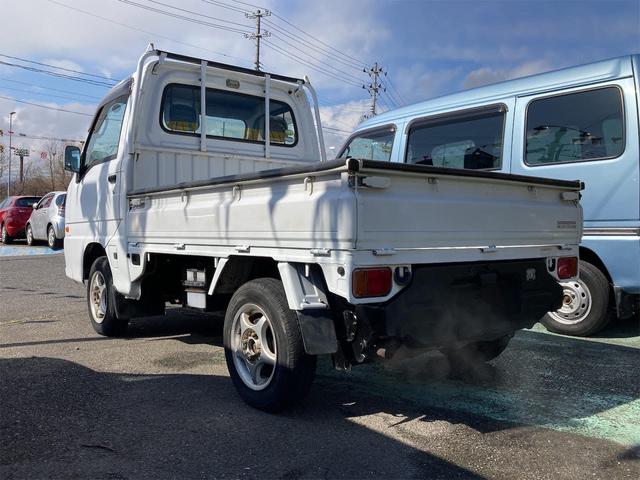 ＴＢ　４ＷＤ　社外アルミホイール　エアコン　パワーステアリング　エアバッグ　５速マニュアル車　最大積載量３５０ｋｇ　三開放　ドアバイザー(11枚目)