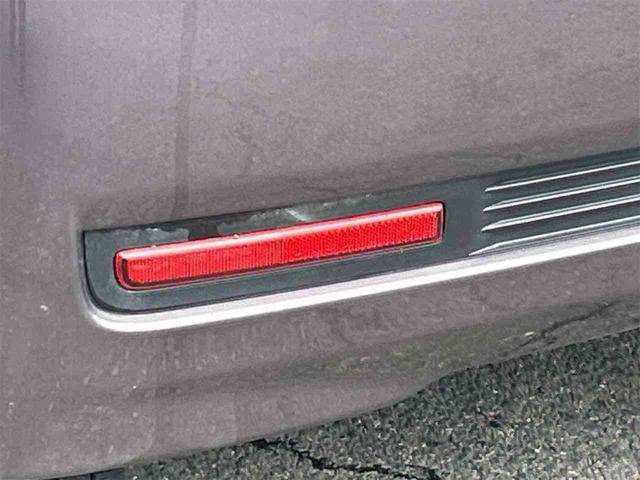 ムーヴ カスタム　Ｘ　４ＷＤ　ＨＩＤ　スマートキー　電動格納ミラー　ベンチシート　ＣＶＴ　盗難防止システム　ＡＢＳ　ＣＤ　ＭＤ　ミュージックプレイヤー接続可　アルミホイール　衝突安全ボディ　エアコン　パワーステアリング（25枚目）