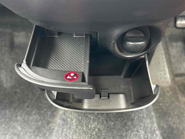 ムーヴ カスタム　Ｘ　４ＷＤ　ＨＩＤ　スマートキー　電動格納ミラー　ベンチシート　ＣＶＴ　盗難防止システム　ＡＢＳ　ＣＤ　ＭＤ　ミュージックプレイヤー接続可　アルミホイール　衝突安全ボディ　エアコン　パワーステアリング（43枚目）