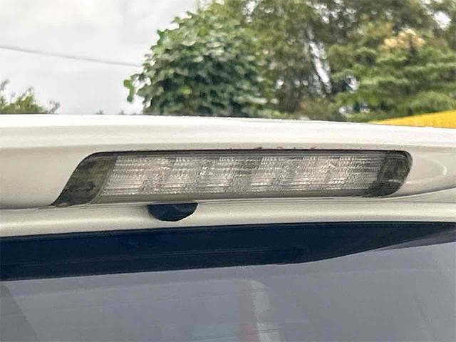 ムーヴ カスタム　Ｘ　４ＷＤ　バックカメラ　ナビ　ＨＩＤ　ＬＥＤヘッドランプ　スマートキー　アイドリングストップ　電動格納ミラー　ベンチシート　ＣＶＴ　盗難防止システム　ＡＢＳ　アルミホイール　衝突安全ボディ　エアコン（28枚目）
