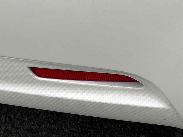 ムーヴ カスタム　Ｘ　４ＷＤ　バックカメラ　ナビ　ＨＩＤ　ＬＥＤヘッドランプ　スマートキー　アイドリングストップ　電動格納ミラー　ベンチシート　ＣＶＴ　盗難防止システム　ＡＢＳ　アルミホイール　衝突安全ボディ　エアコン（32枚目）