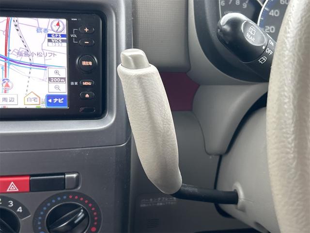 ピクシススペース Ｌ　４ＷＤ　ナビ　ＴＶ　キーレスエントリー　電動格納ミラー　ベンチシート　ＣＶＴ　盗難防止システム　ＡＢＳ　ＣＤ　ＵＳＢ　アルミホイール　衝突安全ボディ　エアコン　パワーステアリング　パワーウィンドウ（7枚目）