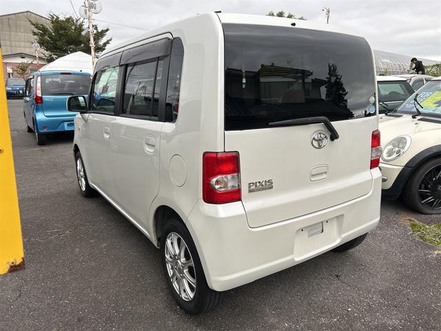 ピクシススペース Ｌ　４ＷＤ　ナビ　ＴＶ　キーレスエントリー　電動格納ミラー　ベンチシート　ＣＶＴ　盗難防止システム　ＡＢＳ　ＣＤ　ＵＳＢ　アルミホイール　衝突安全ボディ　エアコン　パワーステアリング　パワーウィンドウ（24枚目）