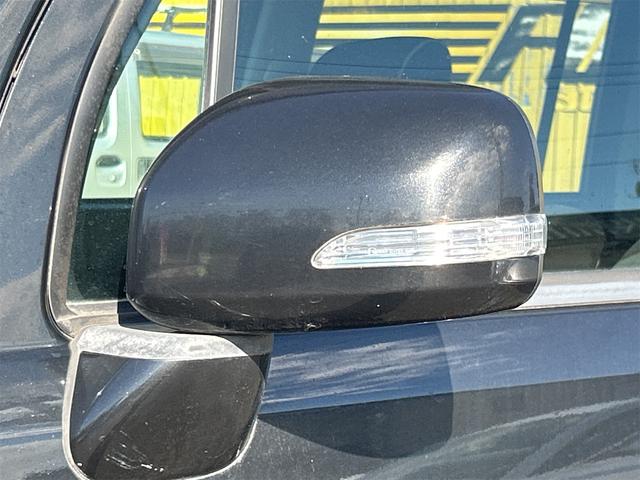 ムーヴコンテ カスタム　Ｘ　４ＷＤ　ＨＩＤ　スマートキー　電動格納ミラー　ベンチシート　ＣＶＴ　盗難防止システム　ＡＢＳ　ＣＤ　衝突安全ボディ　エアコン　パワーステアリング　パワーウィンドウ（32枚目）