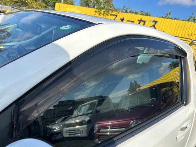 iQ 100G プラス ナビ TV クリアランスソナー オートライト スマートキー 電動格納ミラー CVT 盗難防止システム 衝突安全ボディ ABS ESC CD DVD再生 ミュージックプレイヤー接続可 エアコン(34枚目)