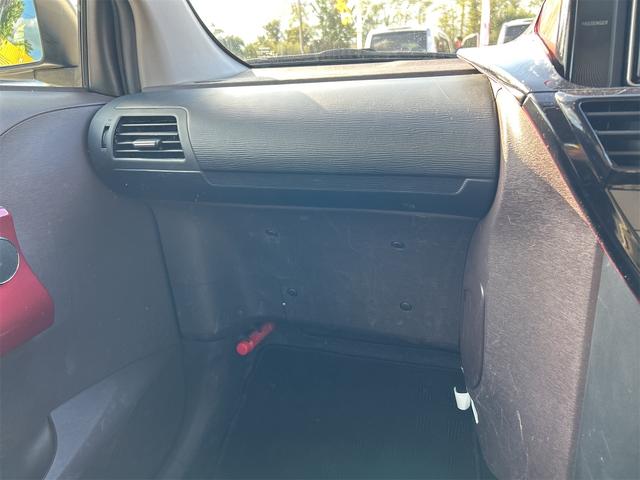 iQ 100G プラス ナビ TV クリアランスソナー オートライト スマートキー 電動格納ミラー CVT 盗難防止システム 衝突安全ボディ ABS ESC CD DVD再生 ミュージックプレイヤー接続可 エアコン(39枚目)