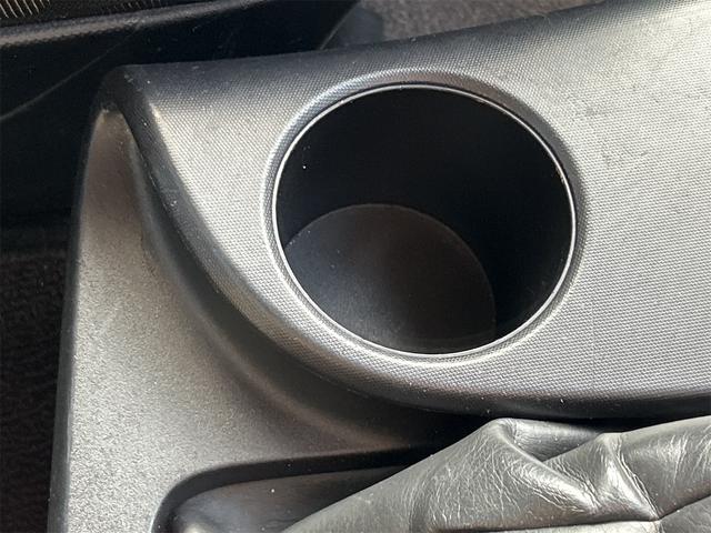 iQ 100G プラス ナビ TV クリアランスソナー オートライト スマートキー 電動格納ミラー CVT 盗難防止システム 衝突安全ボディ ABS ESC CD DVD再生 ミュージックプレイヤー接続可 エアコン(42枚目)