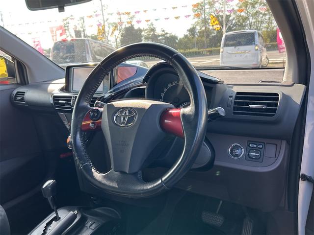 iQ 100G プラス ナビ TV クリアランスソナー オートライト スマートキー 電動格納ミラー CVT 盗難防止システム 衝突安全ボディ ABS ESC CD DVD再生 ミュージックプレイヤー接続可 エアコン(45枚目)