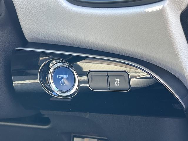 プリウス S 4WD ETC バックカメラ ナビ アルミホイール オートライト LEDヘッドランプ CVT スマートキー 電動格納ミラー 盗難防止システム 衝突安全ボディ ABS ESC エアコン(6枚目)