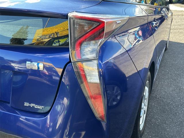 プリウス S 4WD ETC バックカメラ ナビ アルミホイール オートライト LEDヘッドランプ CVT スマートキー 電動格納ミラー 盗難防止システム 衝突安全ボディ ABS ESC エアコン(30枚目)
