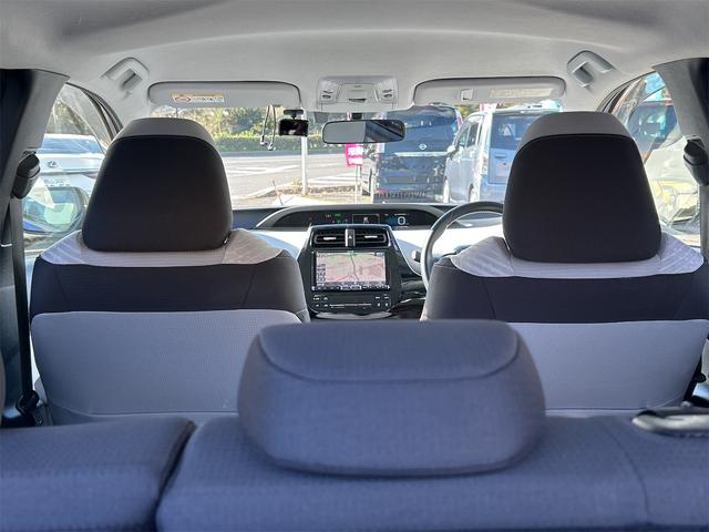 プリウス S 4WD ETC バックカメラ ナビ アルミホイール オートライト LEDヘッドランプ CVT スマートキー 電動格納ミラー 盗難防止システム 衝突安全ボディ ABS ESC エアコン(31枚目)