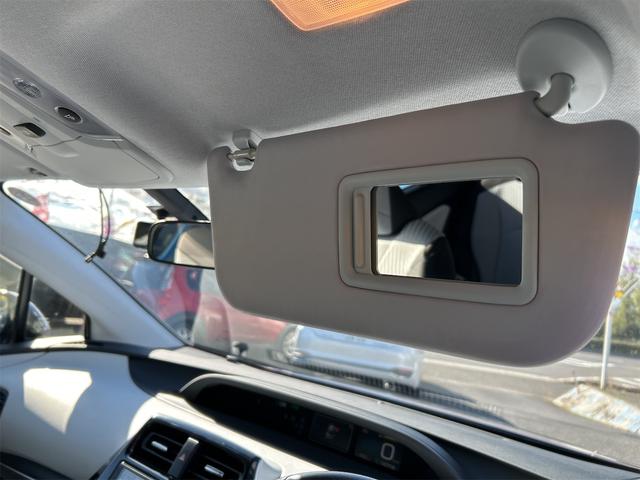 プリウス S 4WD ETC バックカメラ ナビ アルミホイール オートライト LEDヘッドランプ CVT スマートキー 電動格納ミラー 盗難防止システム 衝突安全ボディ ABS ESC エアコン(47枚目)