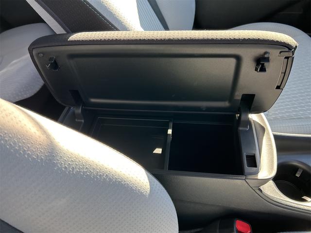 プリウス S 4WD ETC バックカメラ ナビ アルミホイール オートライト LEDヘッドランプ CVT スマートキー 電動格納ミラー 盗難防止システム 衝突安全ボディ ABS ESC エアコン(51枚目)