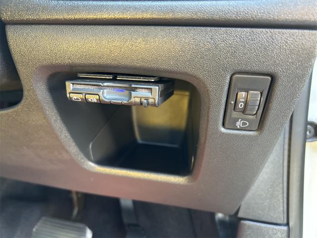 高速走行もスムーズにお支払いが可能な【ＥＴＣ】ご納車までにセットアップを行い、ご納車時にはご利用いただけるようにいたします。