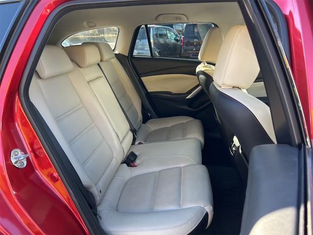 アテンザワゴン ＸＤ　Ｌパッケージ　ＥＴＣ　バックカメラ　ナビ　オートクルーズコントロール　レーンアシスト　衝突被害軽減システム　アルミホイール　ＨＩＤ　革パワーシート　スマートキー　アイドリングストップ　電動格納ミラー　シートヒーター（56枚目）