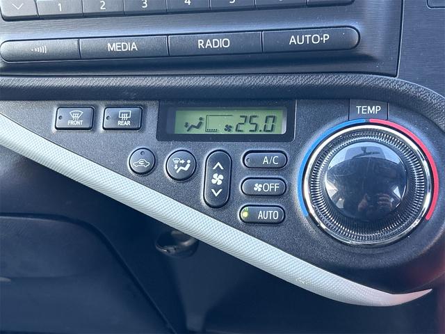 アクア S アルミホイール キーレスエントリー 電動格納ミラー CVT 衝突安全ボディ ABS ESC CD ミュージックプレイヤー接続可 エアコン パワーステアリング パワーウィンドウ(5枚目)