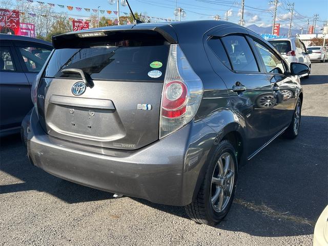 アクア S アルミホイール キーレスエントリー 電動格納ミラー CVT 衝突安全ボディ ABS ESC CD ミュージックプレイヤー接続可 エアコン パワーステアリング パワーウィンドウ(16枚目)