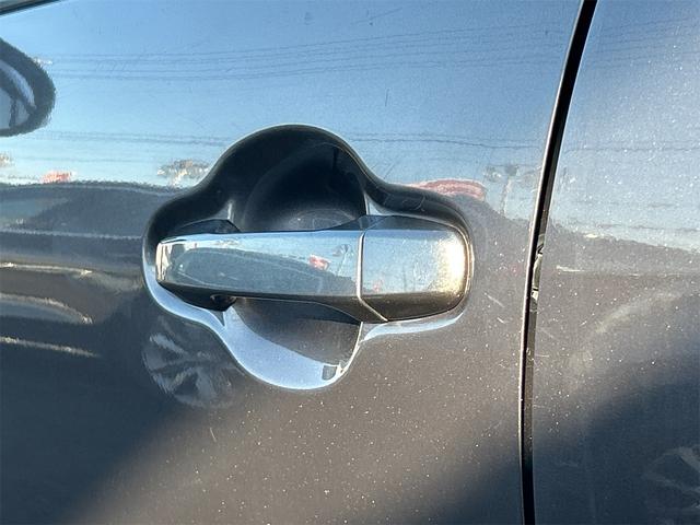 アクア S アルミホイール キーレスエントリー 電動格納ミラー CVT 衝突安全ボディ ABS ESC CD ミュージックプレイヤー接続可 エアコン パワーステアリング パワーウィンドウ(30枚目)