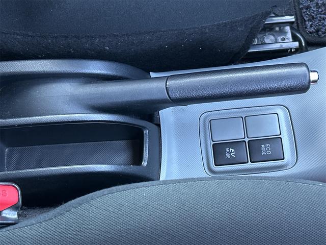 アクア S アルミホイール キーレスエントリー 電動格納ミラー CVT 衝突安全ボディ ABS ESC CD ミュージックプレイヤー接続可 エアコン パワーステアリング パワーウィンドウ(41枚目)