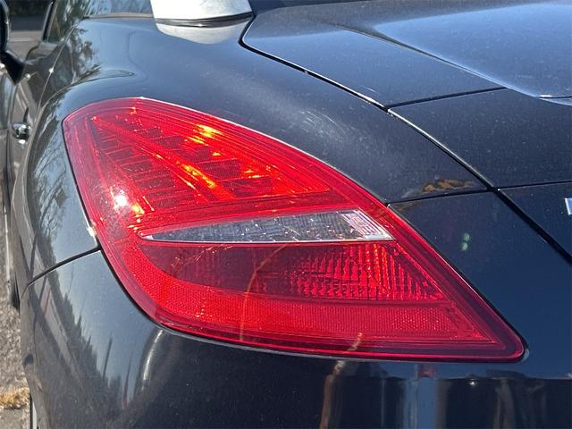 この度は当店のお車をご覧になっていただき、誠にありがとうございます。ぜひじっくりとご検討下さい。気軽にお問合せ・お見積りお待ちしております。