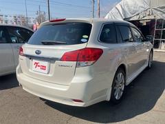 すぐにご来店頂けない場合や遠方にお住まいの方、車両状態の詳細が知りたい方はお気軽にご連絡下さい♪ 4