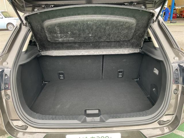 すぐにご来店頂けない場合や遠方にお住まいの方、車両状態の詳細が知りたい方はお気軽にご連絡下さい♪